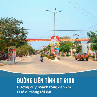 300m2 ngang 10m tách 2 lô ngay chợ sát đường lớn