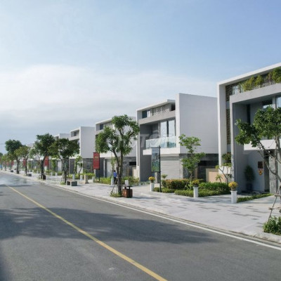 Biệt thự ven sông - kề biển - đối diện 2 sân golf lớn nhất Đà Nẵng