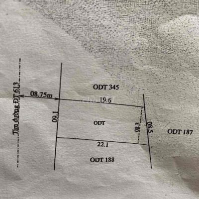Bán đất mặt tiền Tiểu La tặng nhà