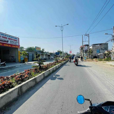 ĐẤT SÁT QUỐC LỘ 1A- GẦN KHU PHỐ CHỢ VĨNH ĐIỆN