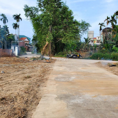 KHU ĐẤT 900M2  FULL THỔ CƯ. TÁCH THÀNH 8 LÔ. SHR . BÁN GẤP