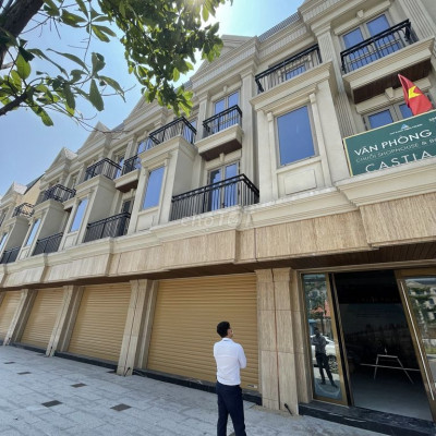 Bán lỗ nhà view công viên,cách biển 500m,sát sông Cổ Cò rẻ hơn tt 2 tỷ