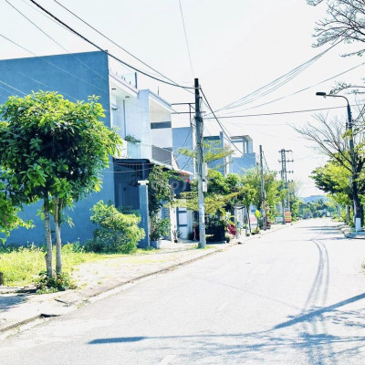 Cần bán đất khu đô thi Điện Ngọc giá sụp hầm cắt lổ