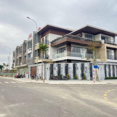 Suất ưu đãi đầu tiên sở hữu đất nền mặt tiền quốc lộ 1A