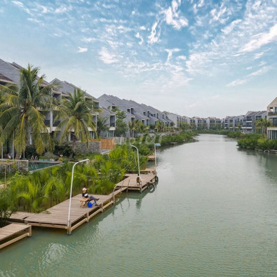 Chào căn biệt thự Casamia Hội An song lập 5 có khuôn viên vườn riêng.