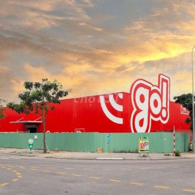 Đất Đối diện cổng chính siêu thị Go! Đường 27m,