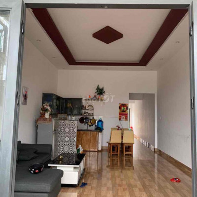 Bán nhà C4 mới xây Điện Ngọc giá 1,3 tỷ