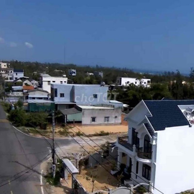 bán nhà 2 tầng 2 mặt tiền biển bình minh