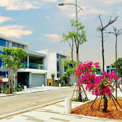 Chỉ 28 triệu sở hữu  biệt thự Kề Sông SHR Ck 30%