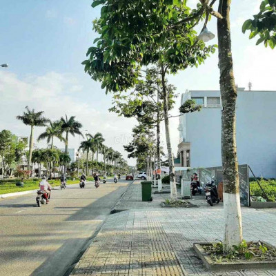 Chính chủ bán lô mặt tiền đường Hùng Vương giá 8.x tỷ (thương lượng)