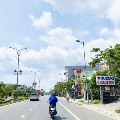 MUA ĐẤT TẶNG VÀNG - Đất đô thị TT thị trấn sát QL1A/ Bao mọi phí/ SHR