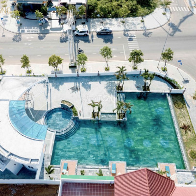 Lô đất ngay hồ bơi vs sân tennis VAH cắt lỗ