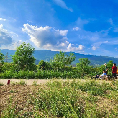 lô đất view hồ, lưng tựa núi cách tttp 30km giá 3xxtr