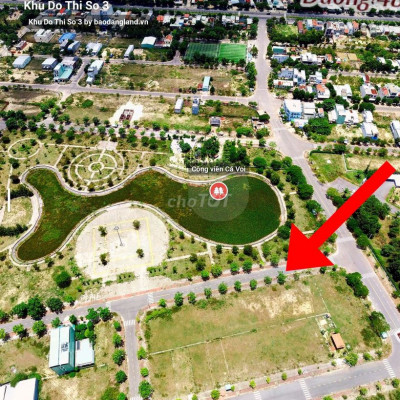 Chính chủ cần bán gấp lô biệt thự 250m2 đối diện hồ sinh thái