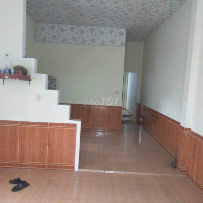 900tr vừa có nhà và đất tại P. Điện Ngọc