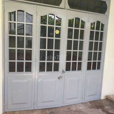 Nhà cấp 4 gần ngã tư Điện Ngọc chỉ 900tr