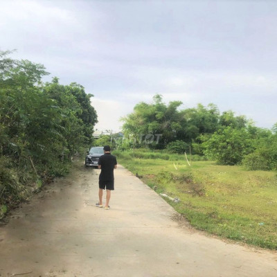 Bán 105m2 đất Điện Trung cách DT610 chỉ 70m gần KDL Gò Nổi