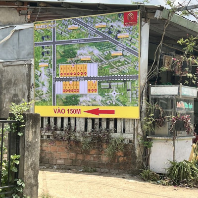 Block 8 lô Đại Quang, cách QL 14b 300m, đã có sổ đỏ.