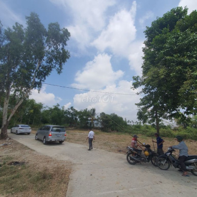 02 lô liền kề Điện Minh, đối diện UBND, sau lưng đường Trần Thủ Độ