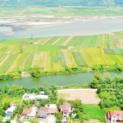 ra mắt 8 lô đất nền cạnh kcn. ngang 7m giá chỉ 3xxtr. cách tt Đà Nẵng