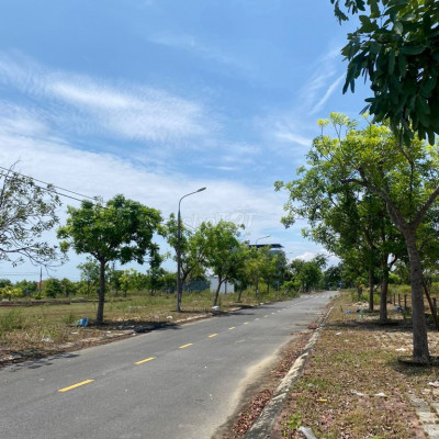 Bán đất đường Lê Đức Thọ khu số 3 cạnh bên đại học FPT 2,13 tỷ 134m2