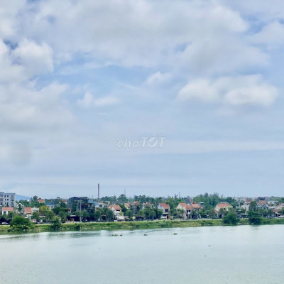 Cần tiền bán gấp 479m2 - đường ô tô 5m - gần sông