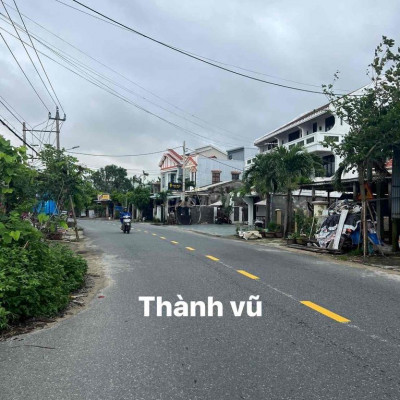 chính chủ cần bán nhà vườn c4 có sẵn hồ bơi