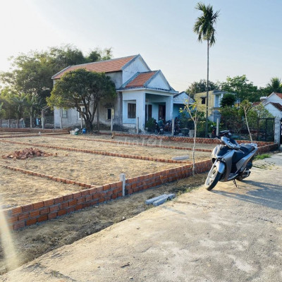 Chủ Cần Bán Lô Đôi 200m2 610tr Đường ô tô 4m5 Gần chợ, Cầu Quảng Đà