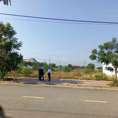 Lô đường lớn 10m5 ngay chợ Lai Nghi 150m2 siêu đẹp