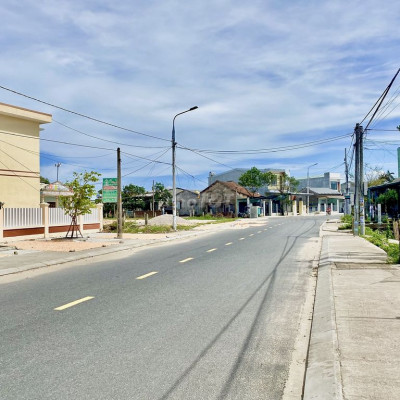 Bán gấp đất ngay TT Thị Trấn Nam Phước - đường 5m chỉ 850tr