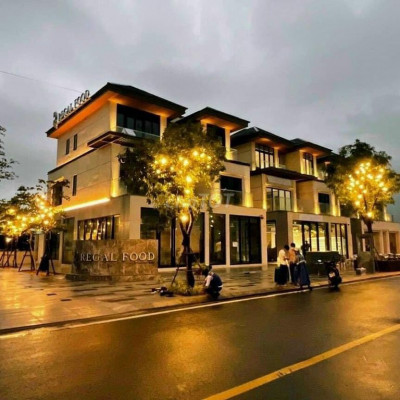 Biệt thự biển 429 m2 3 tầng full hồ bơi, sân vườn