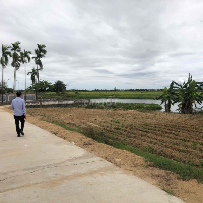 SÁT ĐÀ NẴNG CÁCH ĐƯỜNG NHỰA CHỈ 50M NGAY TRỢ TRUNG TÂM CHỈ 600TR/100M2