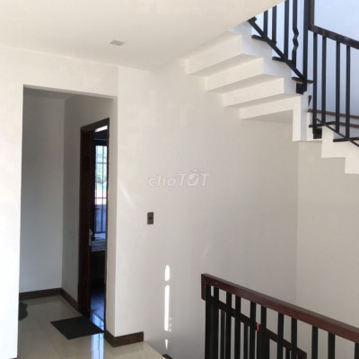 BÁN NHÀ 3 TẦNG TẶNG FULL NỘI THẤT NGAY PHỐ CỔ HỘI AN-QUẢNG NAM