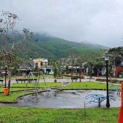 Bán nhà 2 mặt tiền sát Đà Nẵng giá 890tr