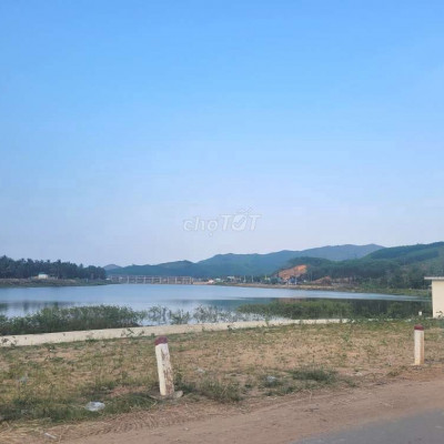 2 MT Đối Diện Công Viên Ven Sông Hội An, 168m2 ngang 7m