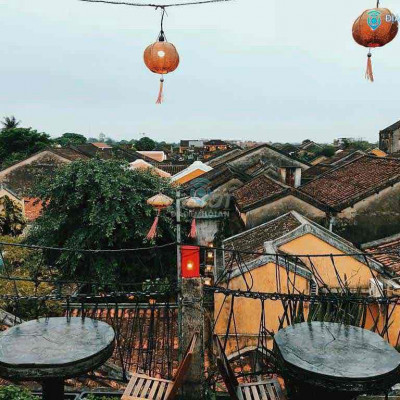 CHO THUÊ NHÀ SÁT CHÙA CẦU CÓ VIEW PHỐ CỔ SÂN THƯỢNG