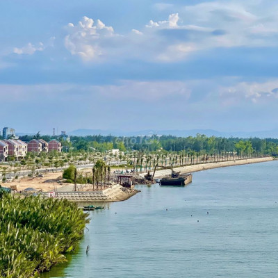 CẦN BÁN NHÀ PHỐ HỘI AN VIEW SÔNG ĐẸP, KHÔNG GIAN THOÁNG MÁT
