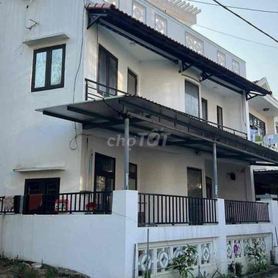 Nhà 2 tấm kiệt trung tâm đường rộng 5m sau lưng lý thái tổ giá rẻ