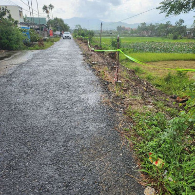 2 lô liền kề 212m đường 5m sát chợ Phú Bông