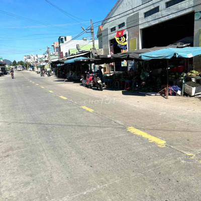 Đất giáp Thị Trấn Ái Nghĩa gần CKCN đầu tư chỉ 350 Triệu sổ sẵn CC nga