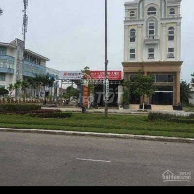 Đất 2MT hiếm có,sổ đỏ 345m2 đại lộ Hùng Vương,Tam Kỳ,Quảng Nam