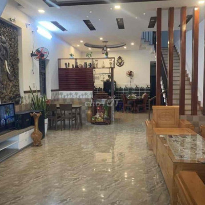 Nhà đổ tấm, phường Điện An, Thị xã Điện Bàn