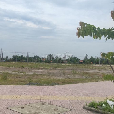 Bán đất thuộc khu đô thị gần sát Hội An giá sụp hầm chỉ từ 16 triệu/m2