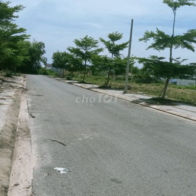 Đất ở ven sông Cổ Cò sát FPT đối diện công viên giá nhỉnh 10 triệu/mv