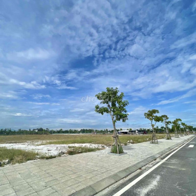 Bán Nhanh Lô 2 Mặt Tiền Trung Tâm TP Tam Kỳ/ Đường Nhựa 30M/View CV,TH