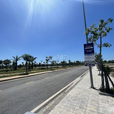 Đất Mặt Tiền View Bệnh Viện Tiện Kinh doanh buôn bán, Đường 24M , Rẻ