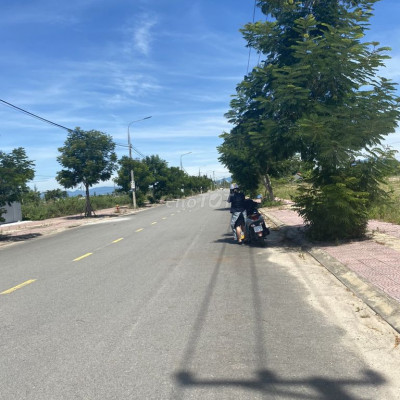 Hót 10 lô đất có sổ khu phố chợ Lai Nghi thuộc KDT The Mansion giá sốc