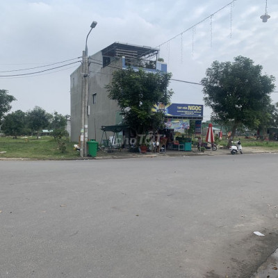 Lô góc 2 mặt tiền đường 27m đối diện Chợ Điện Nam Trung