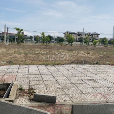 Đất đường 33m cạnh đường Trường Sa, Đà Nẵng