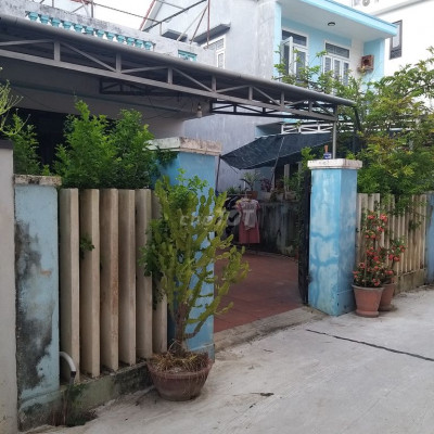 Bán nhà tại thôn Thanh Đông, Cẩm Thanh. Đất 200m, nhà 2 phòng ngủ